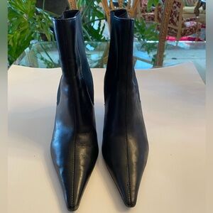 Anne Klein Flex Black Leather Ankle High Boots Size 6M